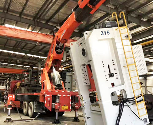 行唐县提升工作效率，选择优质折臂吊租赁服务