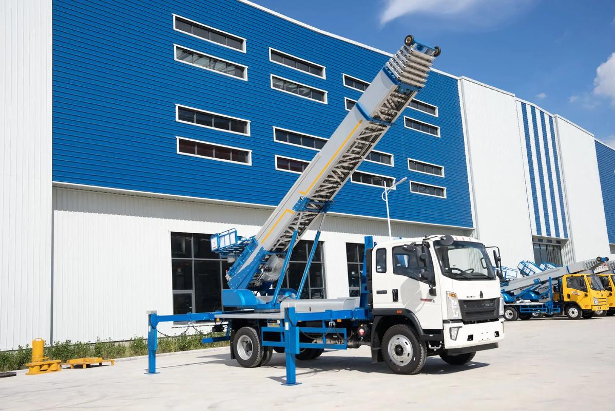 行唐县小型云梯车上料车租赁多少钱